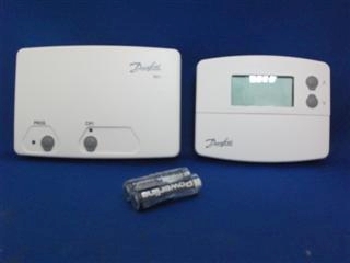 DANFOSS TP5000RF SI WIRELESS PROGRAMMABLE THERMOSTAT KIT