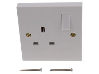 POLAR 13A 1 GANG DP SWITCHED SOCKET