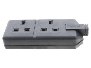 MASTERPLUG ELS132B-01 BLACK 13A 2 GANG HDRUBBER TRAILING SOCKET