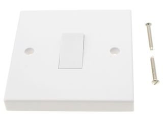 NIGLON SP612 1 GANG LIGHT SWITCH 2 WAY